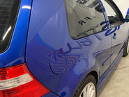 R32